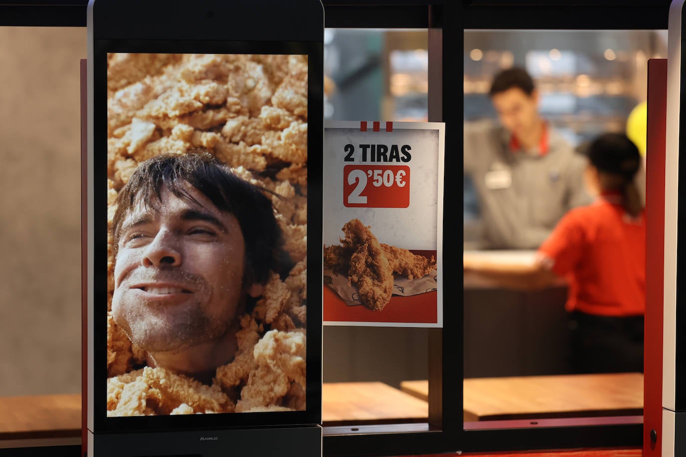 La inauguración del KFC en El Arcángel de Córdoba, en imágenes