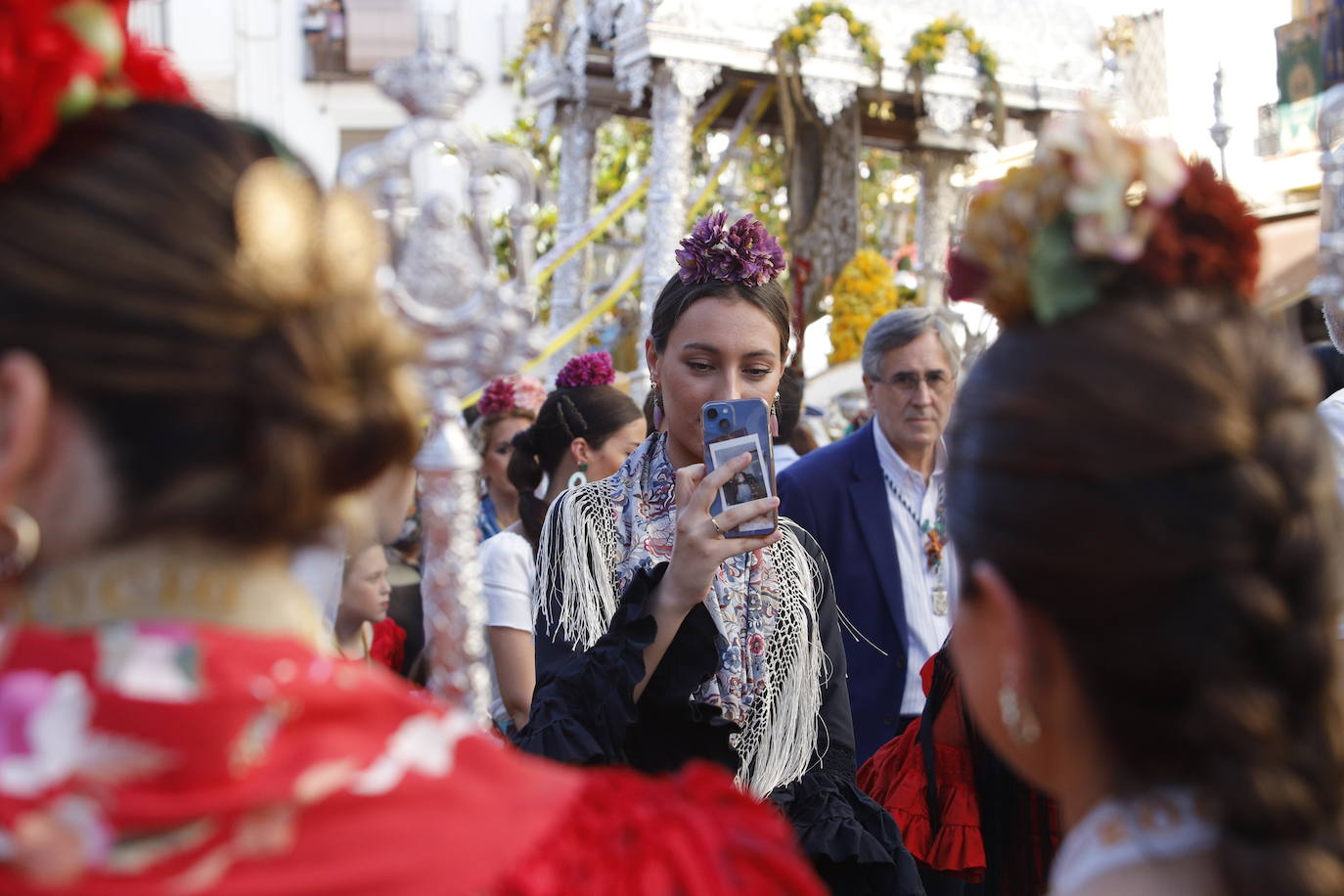 La belleza de la salida de la Hermandad del Rocío de Córdoba, en imágenes