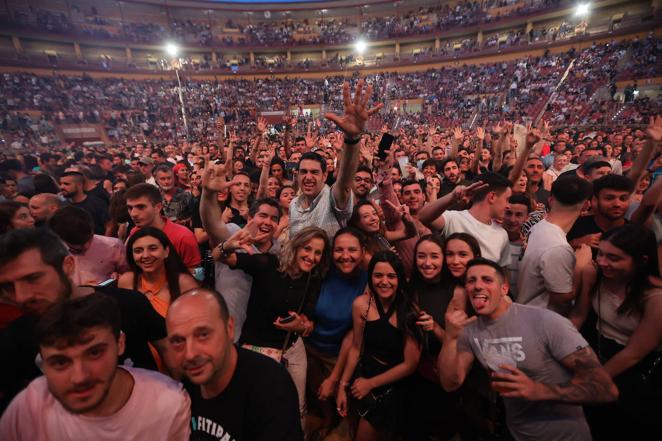 El vibrante concierto de Fito Fitipaldi en Córdoba, en imágenes