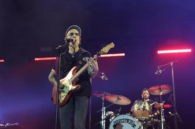 El vibrante concierto de Fito Fitipaldi en Córdoba, en imágenes