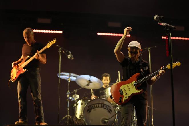 El vibrante concierto de Fito Fitipaldi en Córdoba, en imágenes