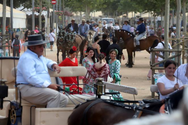 El excelente ambiente del sábado en la Feria de Córdoba, en imágenes