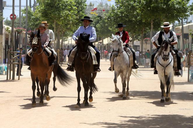 El excelente ambiente del sábado en la Feria de Córdoba, en imágenes