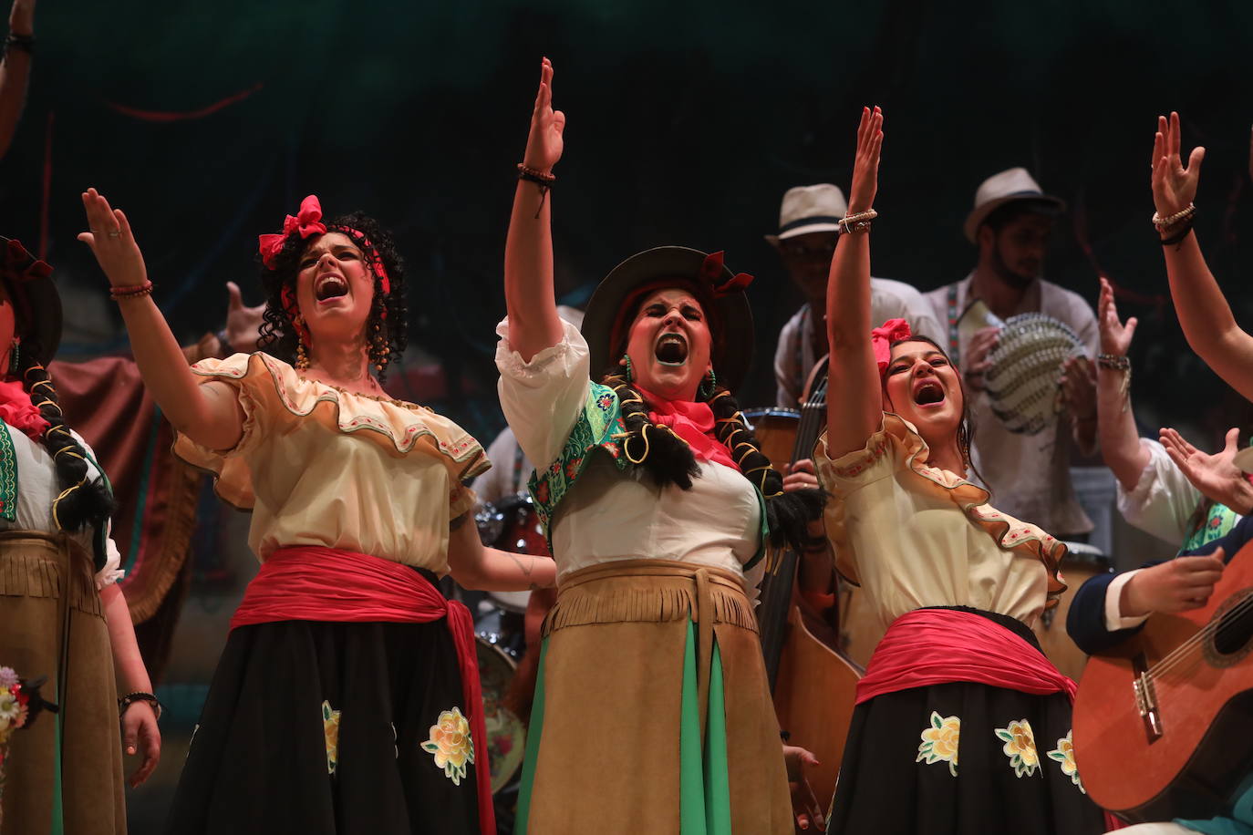 Fotos: Coro 'Pachamama' en el COAC 2022. Carnaval de Cádiz