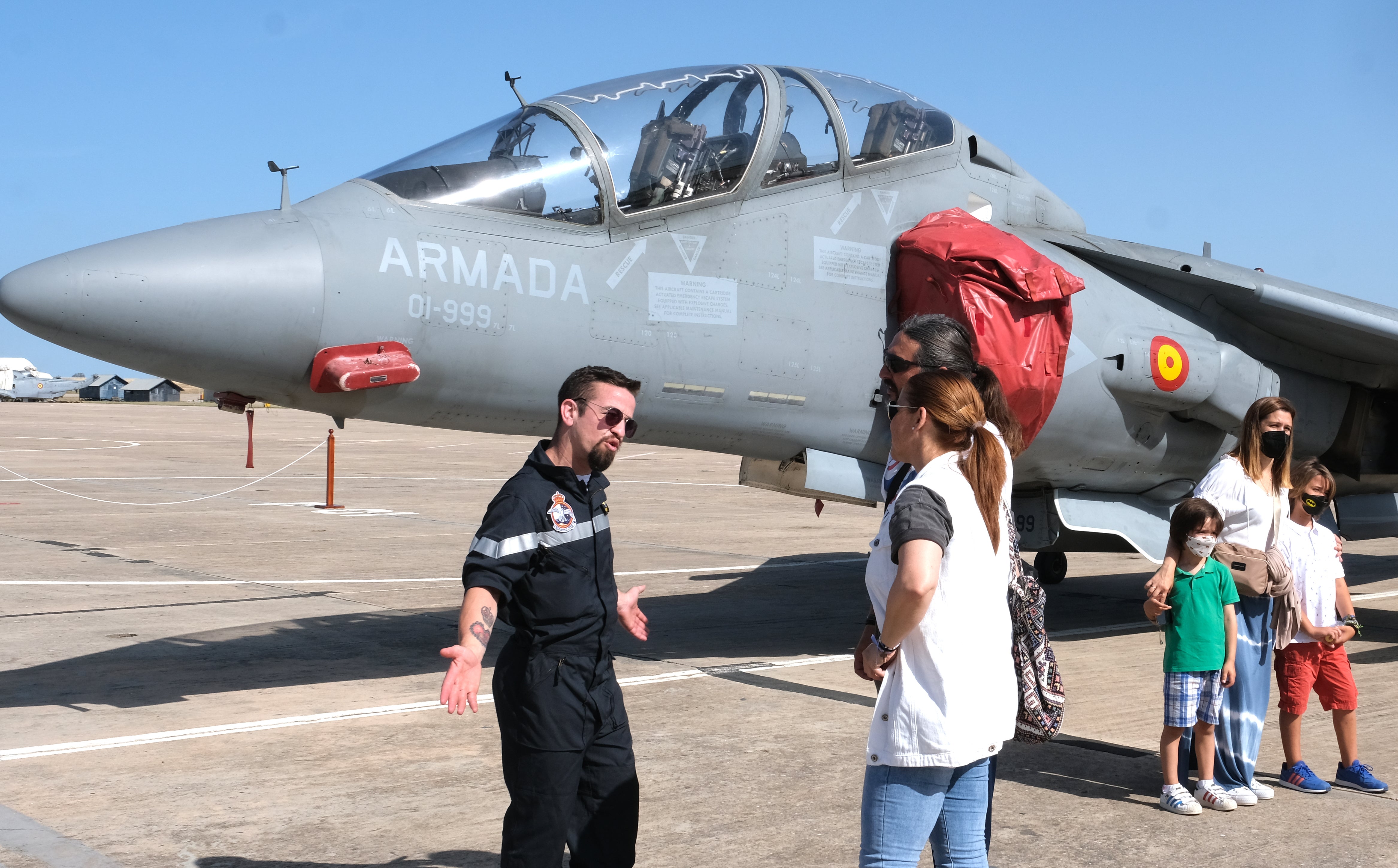 En imágenes: Día de las Fuerzas Armadas en Cádiz