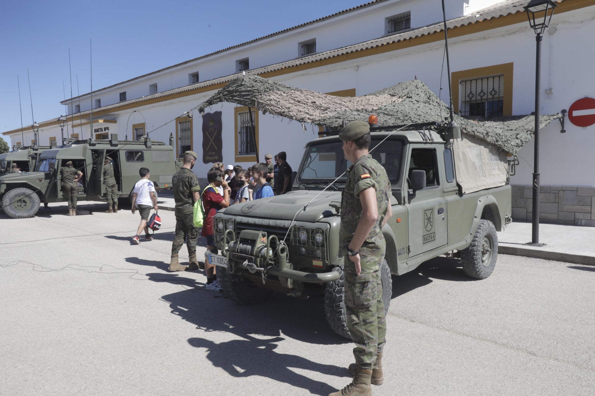 En imágenes: Día de las Fuerzas Armadas en Cádiz