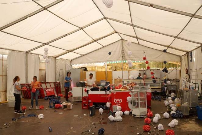 El desmontaje de la Feria de Córdoba, en imágenes