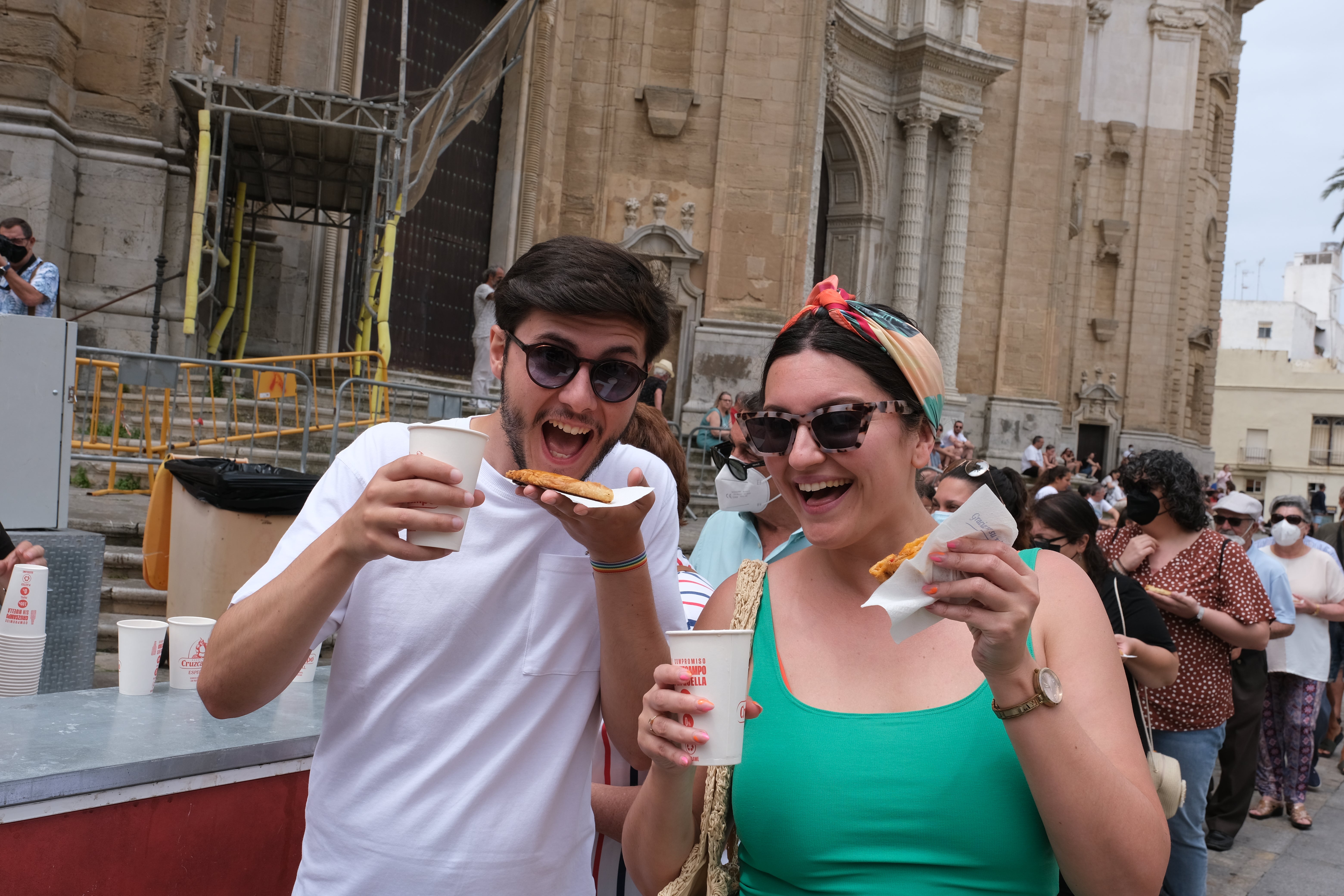 En imágenes: Primera Empanada Popular en la Plaza de la Catedral