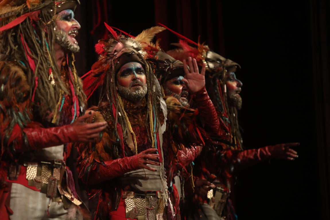 Fotos: Comparsa Los renacidos en el COAC 2022. Carnaval de Cádiz
