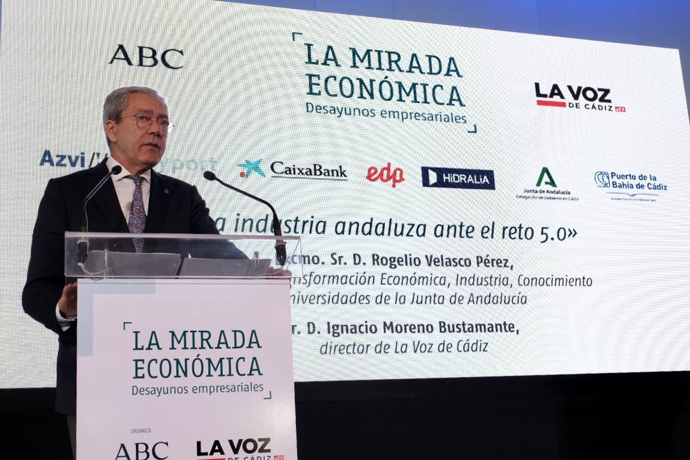 Fotos: Rogelio Velasco en la Mirada Económica de ABC y La Voz