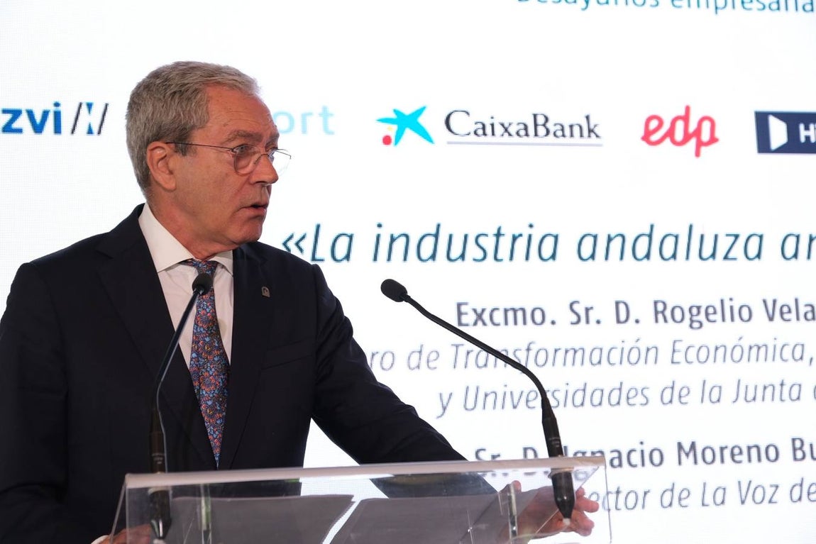 Fotos: Rogelio Velasco en la Mirada Económica de ABC y La Voz