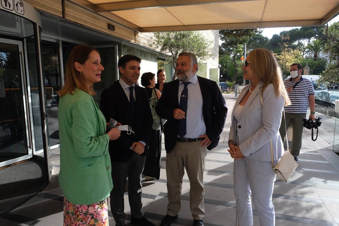 Fotos: Ambiente en la Mirada Económica de ABC y La Voz con Rogelio Velasco