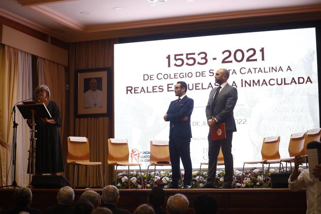 El estreno del documental sobre el colegio La Inmaculada de Córdoba, en imágenes