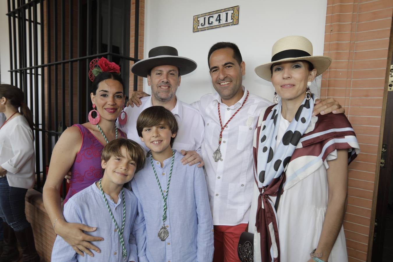 María Espina, Manuel Leopoldo Padilla, Antonio Ramírez, Pilar Rodríguez y los niños Pablo del Rocío Padilla y Manuel Leopoldo Padilla