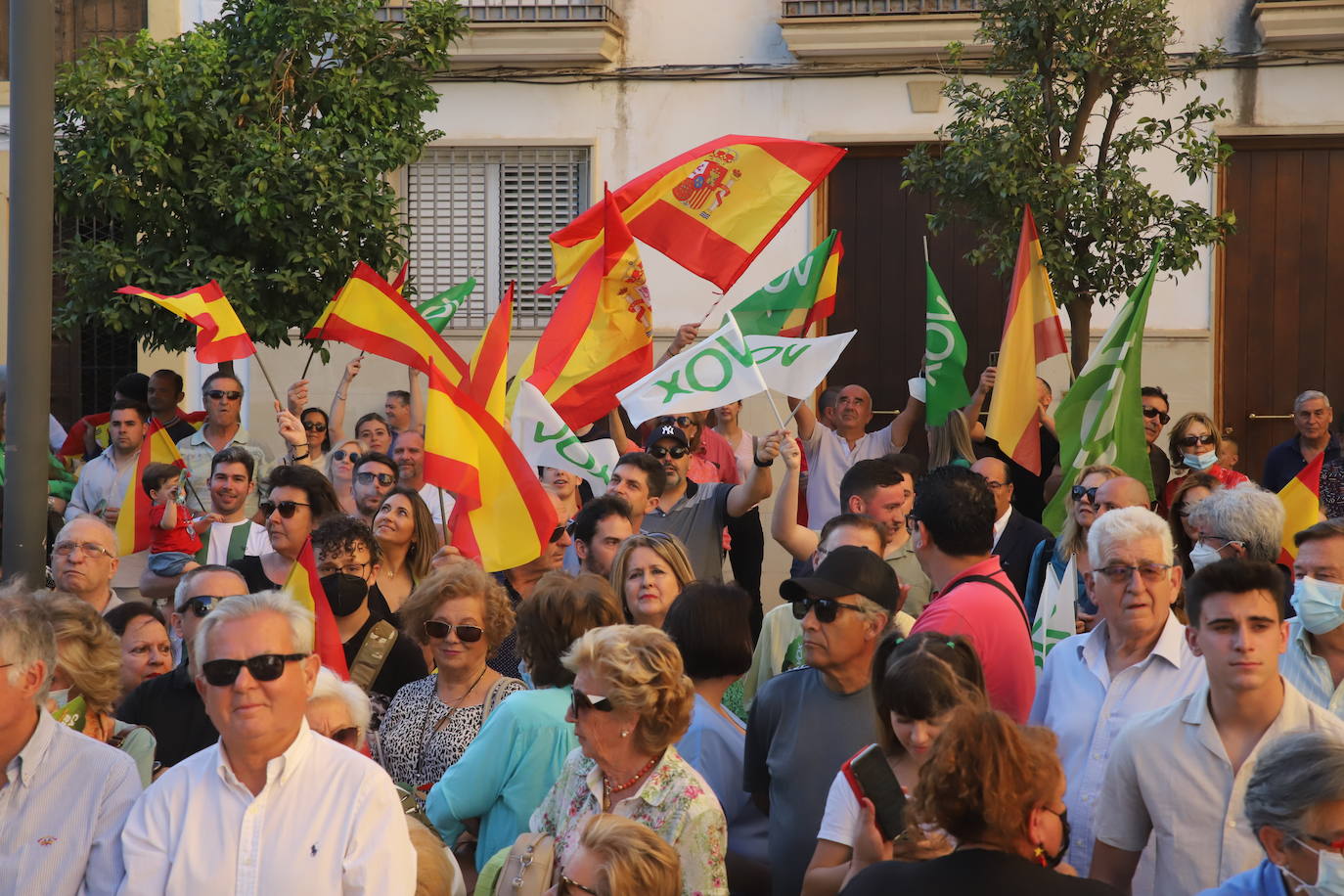 El mitin de Abascal y Olona (Vox) en Córdoba, en imágenes