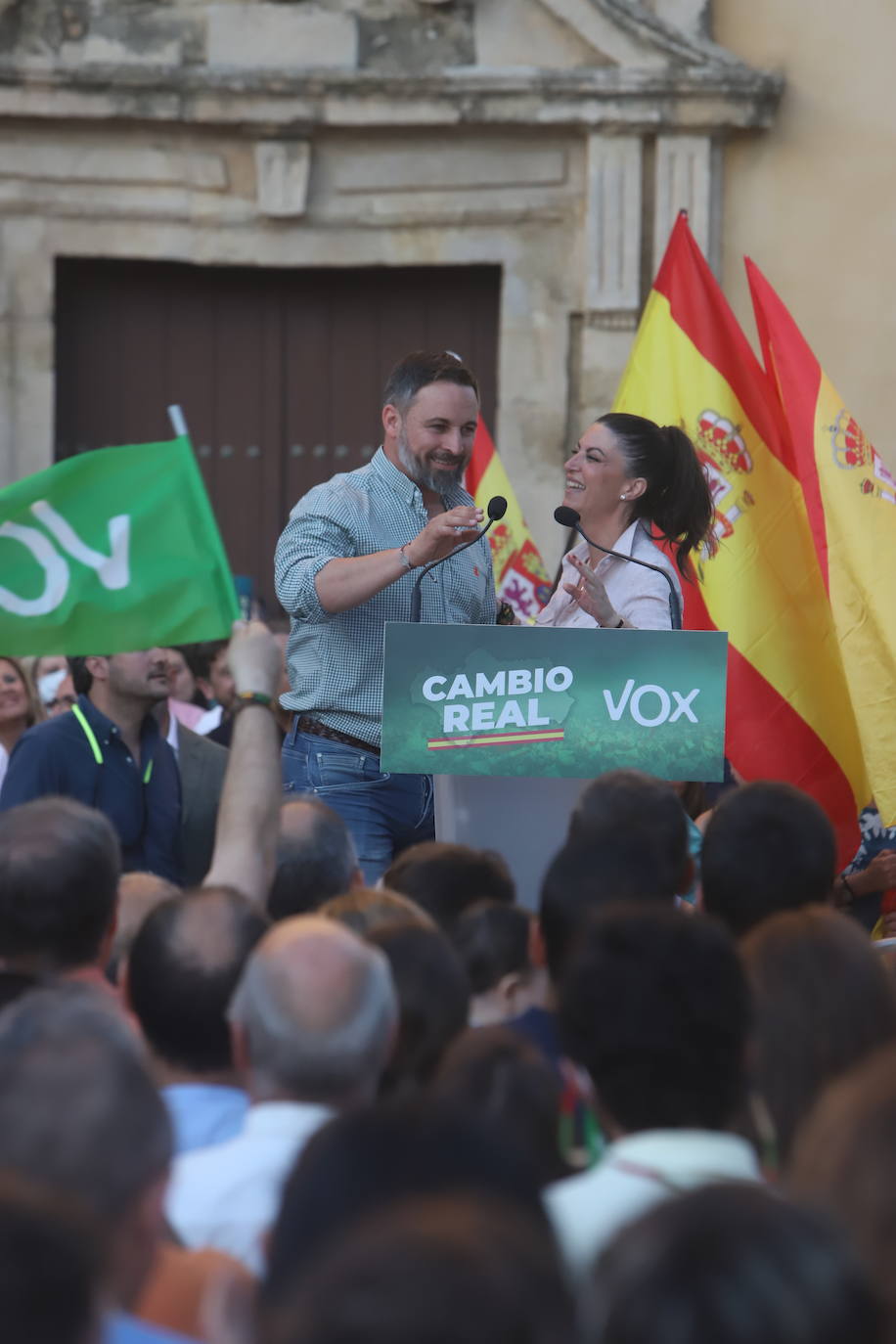 El mitin de Abascal y Olona (Vox) en Córdoba, en imágenes