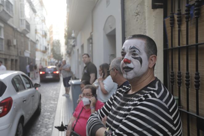 Fotos: El ambiente en la calle la noche de la Final del COAC