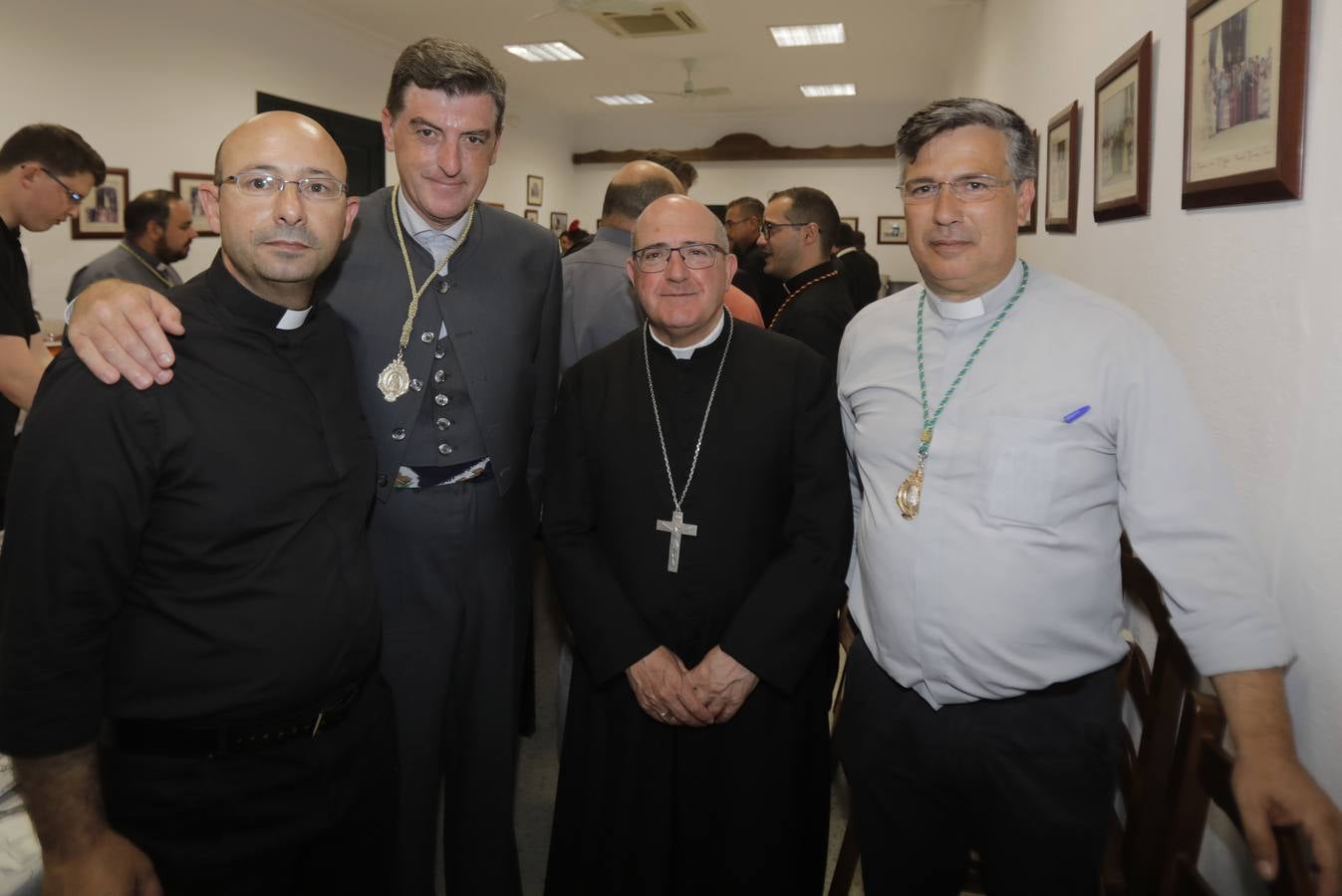 José Antonio Castilla, Santiago Padilla, Santiago Gómez Sierra, Obispo de Huelva, y Francisco Miguel Valencia