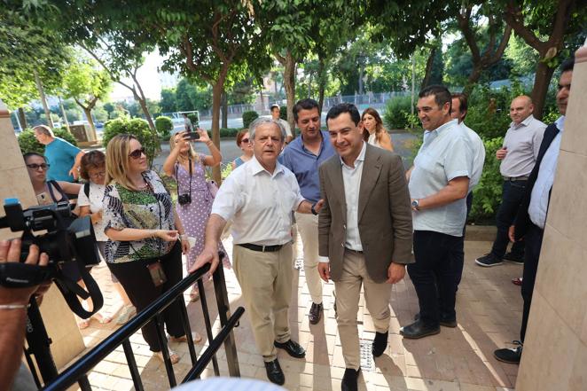 La visita de Juan Manuel Moreno a Córdoba, en imágenes