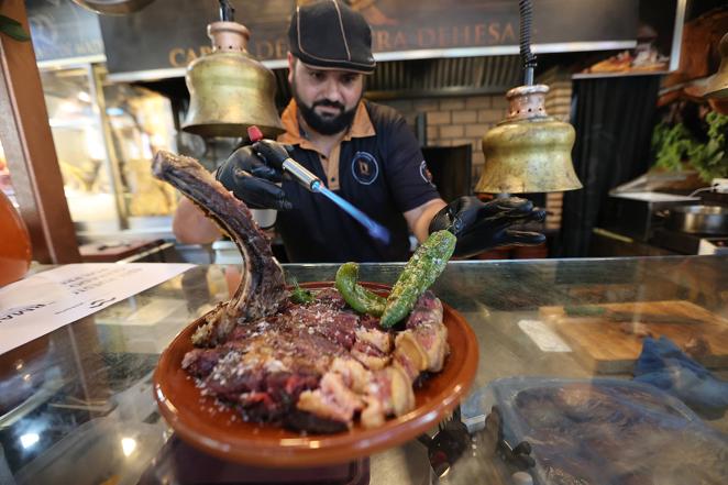 Los menús del Mercado Victoria de Córdoba, en imágenes