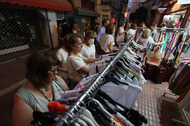 La bulliciosa Shopping Night de Córdoba, en imágenes