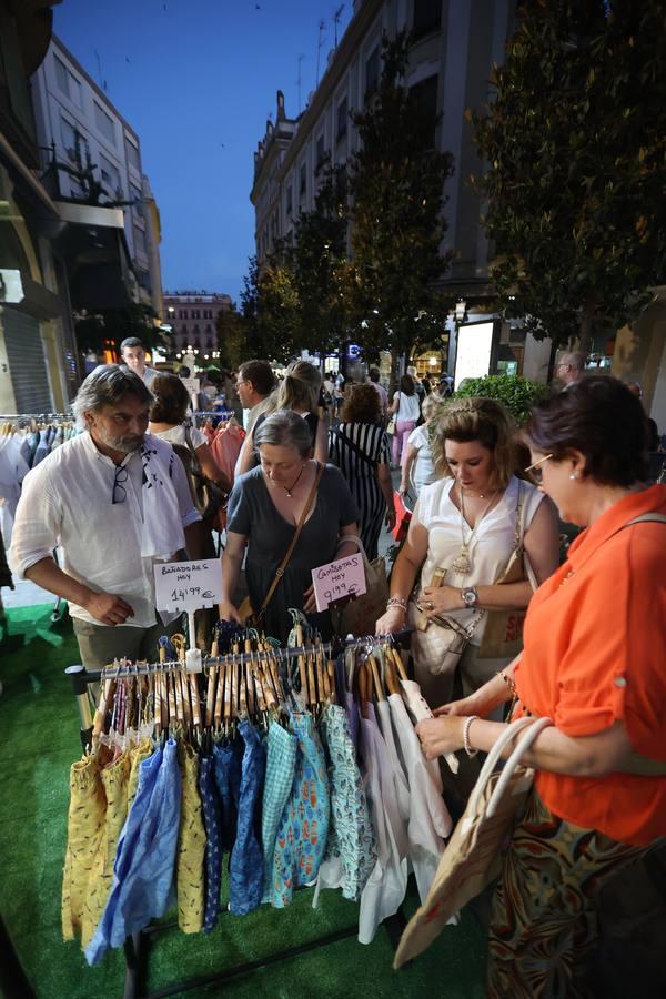 La bulliciosa Shopping Night de Córdoba, en imágenes