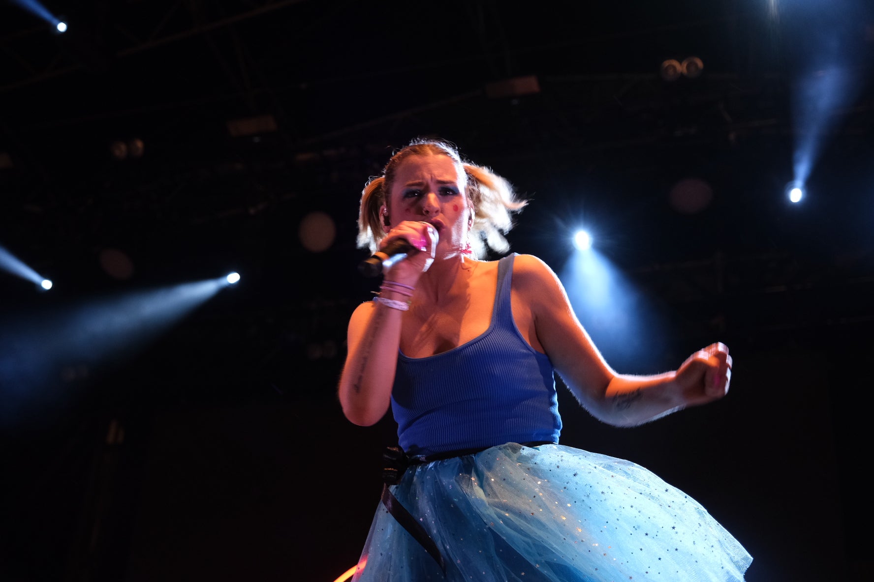 Fotogalería: Concierto de Tanxugueiras en la plaza de San Antonio de Cádiz