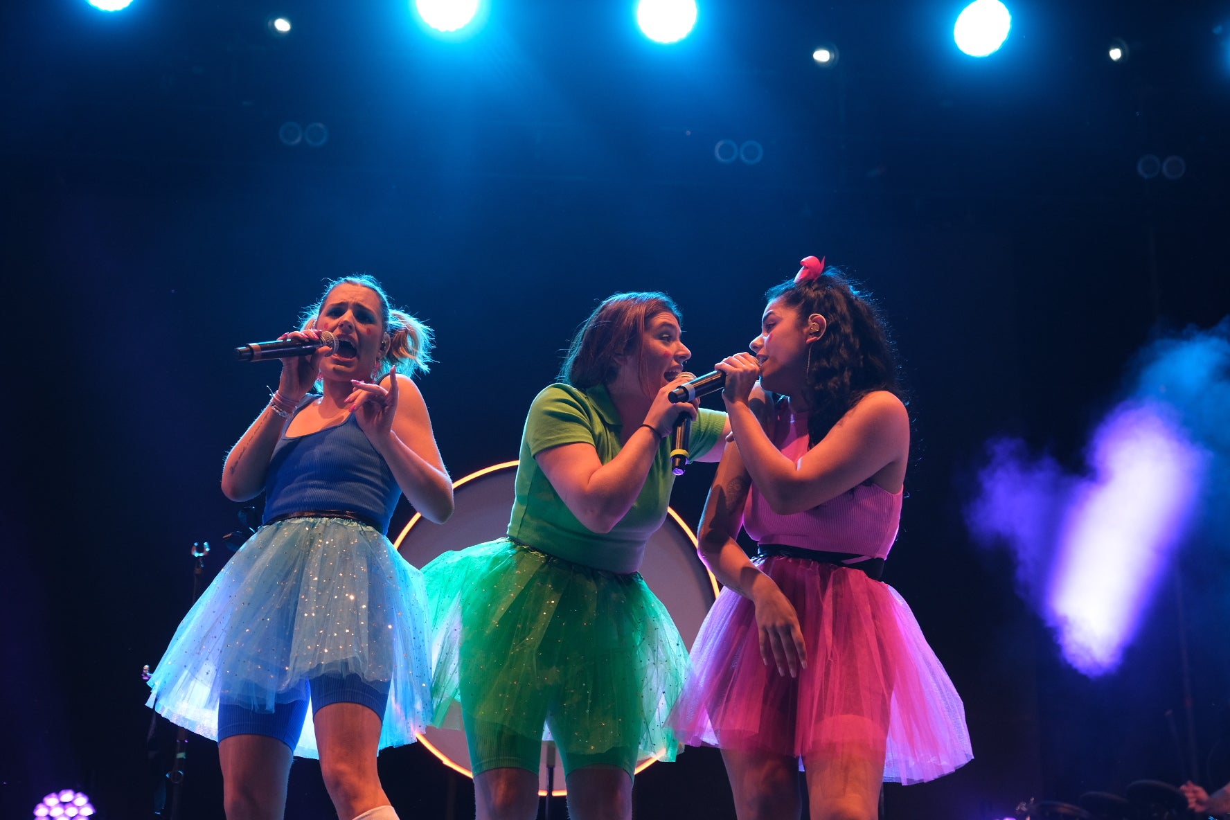 Fotogalería: Concierto de Tanxugueiras en la plaza de San Antonio de Cádiz