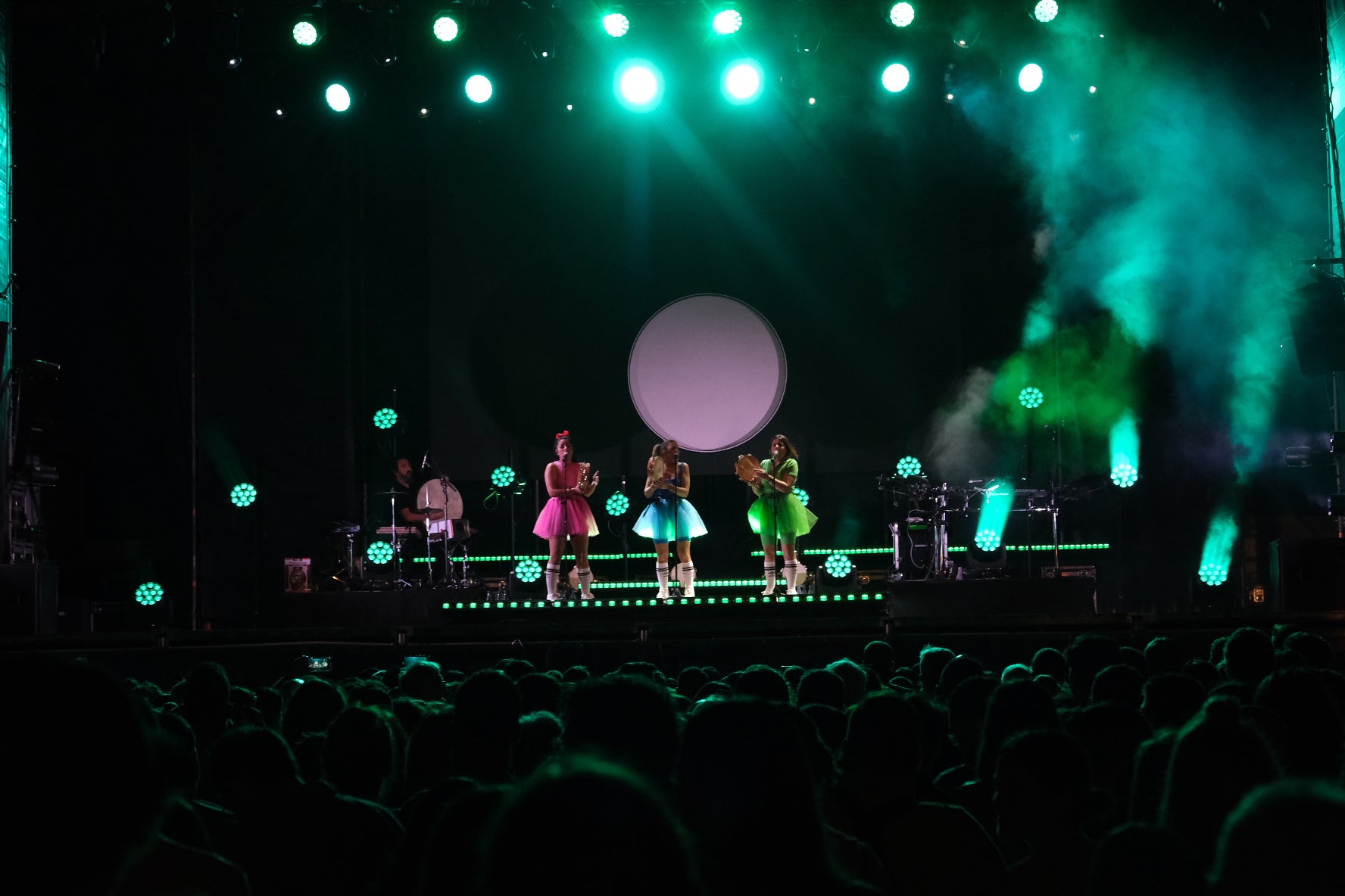 Fotogalería: Concierto de Tanxugueiras en la plaza de San Antonio de Cádiz