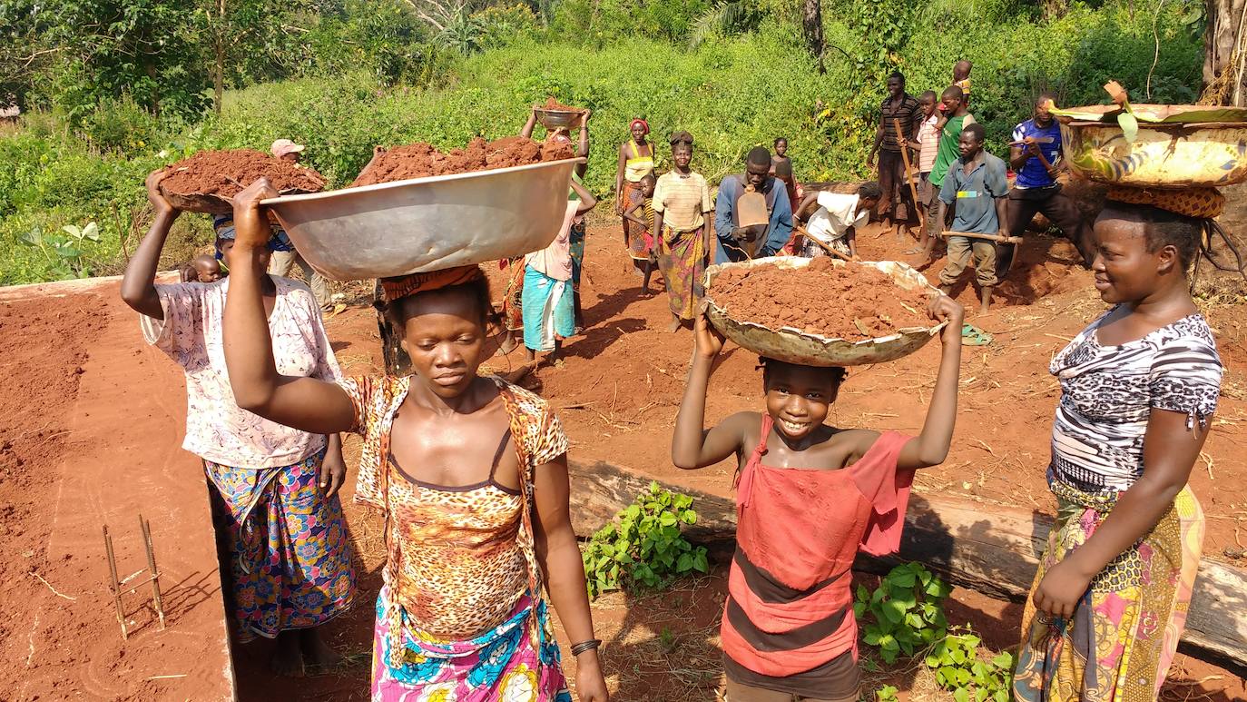 Veinte años de la Fundación Bangassou, en imágenes (II)