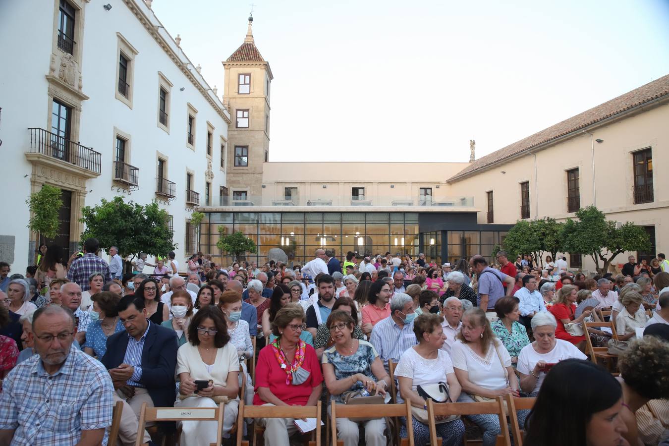 El concierto benéfico de Cáritas Córdoba, en imágenes