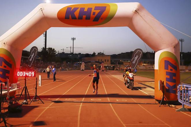 Las mejores imágenes de la Carrera Nocturna Trotacalles en Córdoba