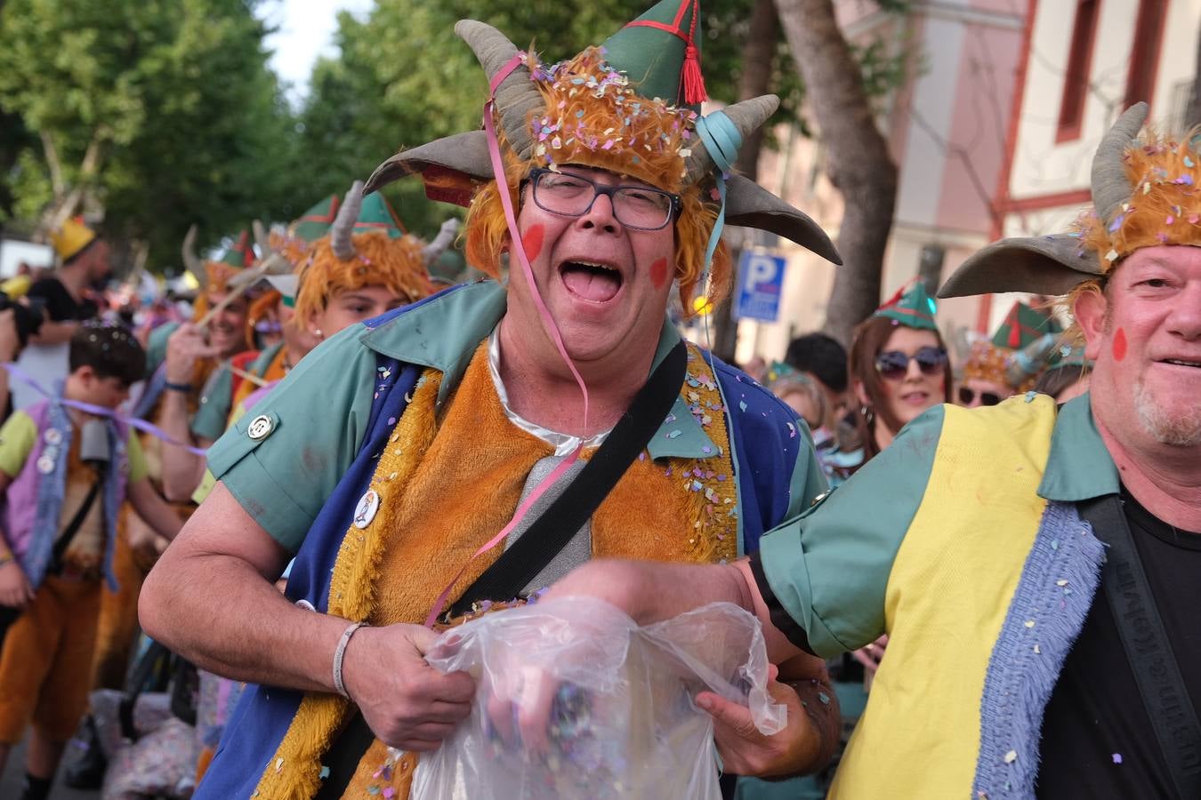 Fotos: Así ha sido la Cabalgata del Humor en Cádiz