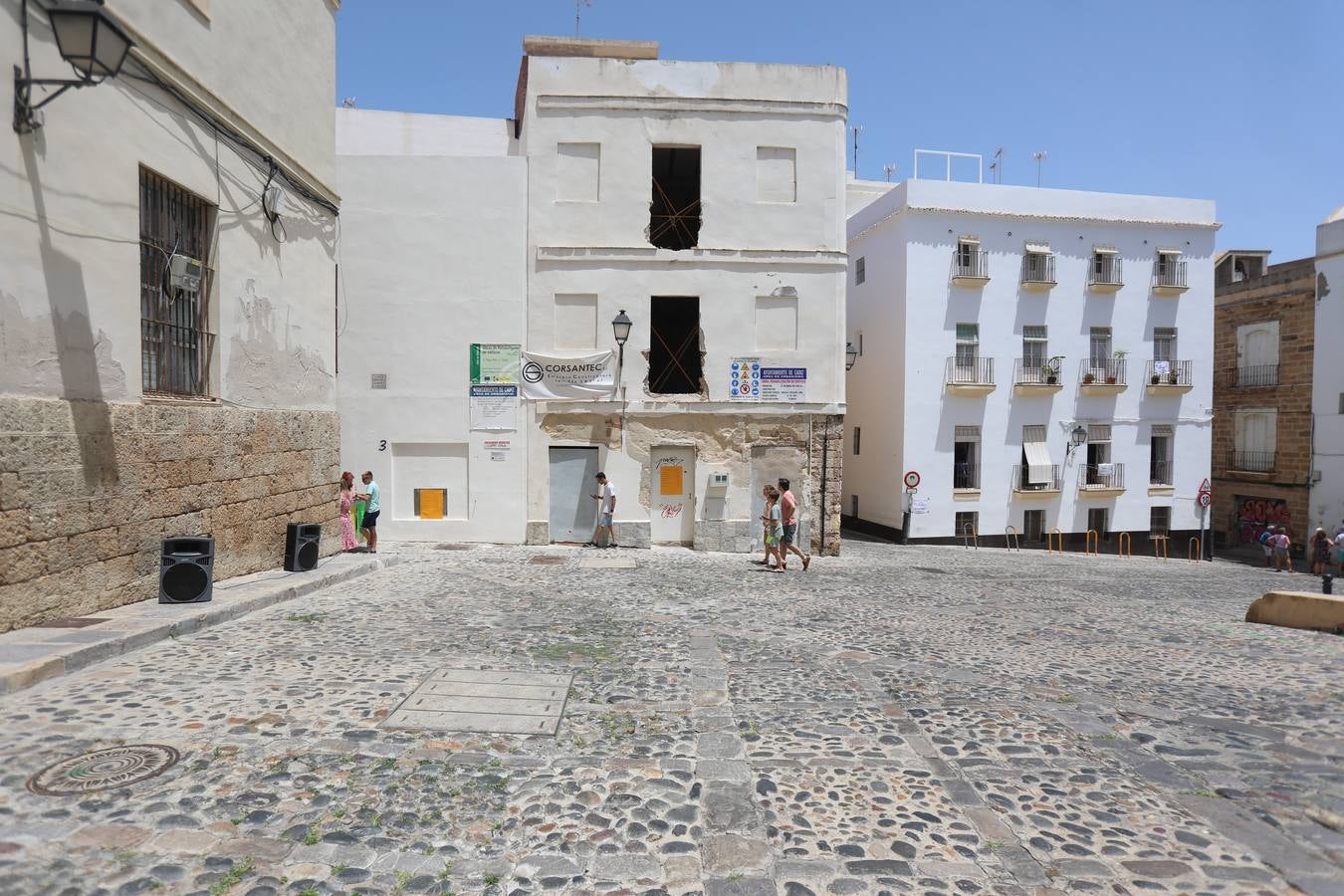 Fotos: Fiasco de la &#039;Tomatada popular&#039; de este sábado en la plaza de Santa Cruz