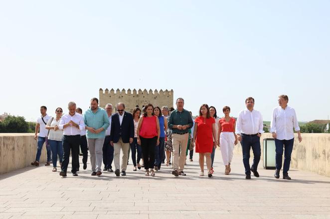 El acto de Espadas con los presidentes autonómicos en Córdoba, en imágenes