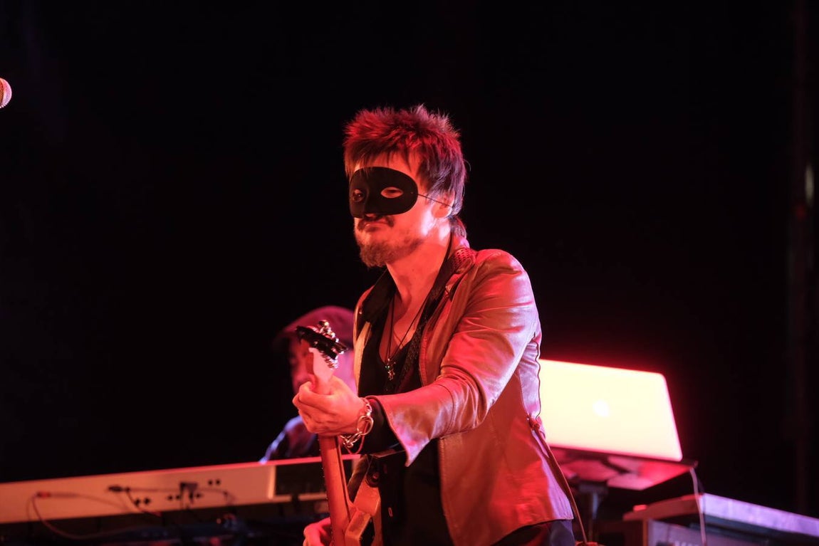 Fotos: Así ha sido el concierto de Coque Malla en San Antonio