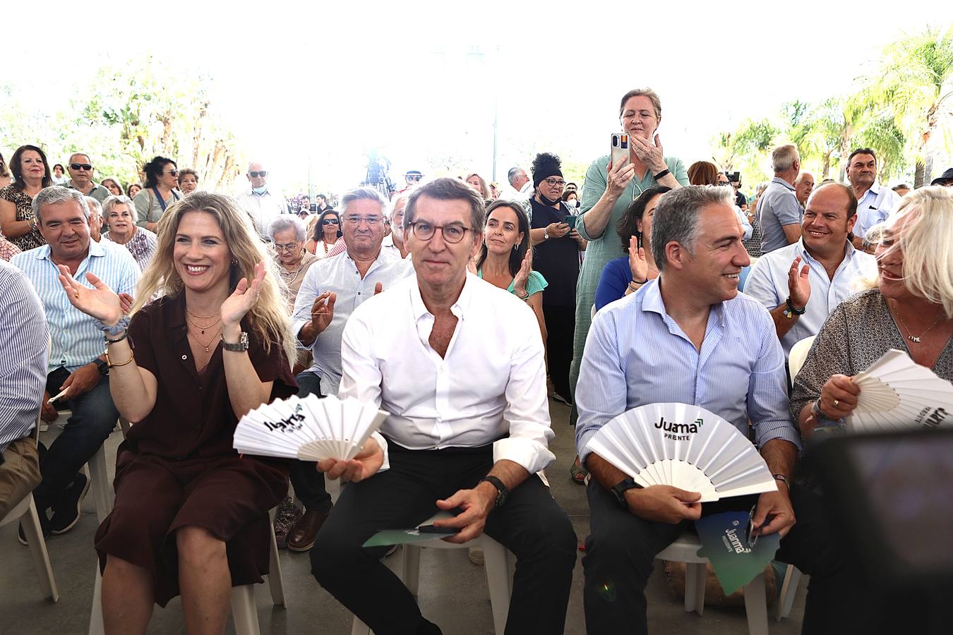 Fotos: Feijóo pide el voto en Cádiz «para seguir construyendo una tierra más libre»