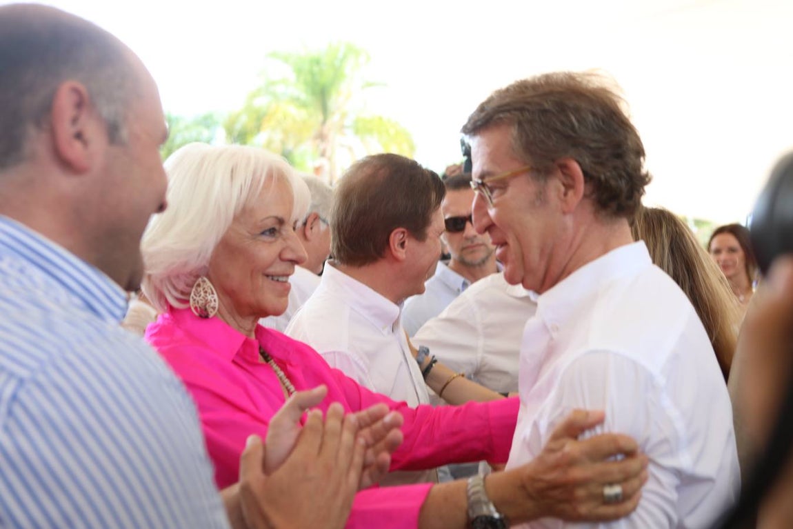 Fotos: Feijóo pide el voto en Cádiz «para seguir construyendo una tierra más libre»