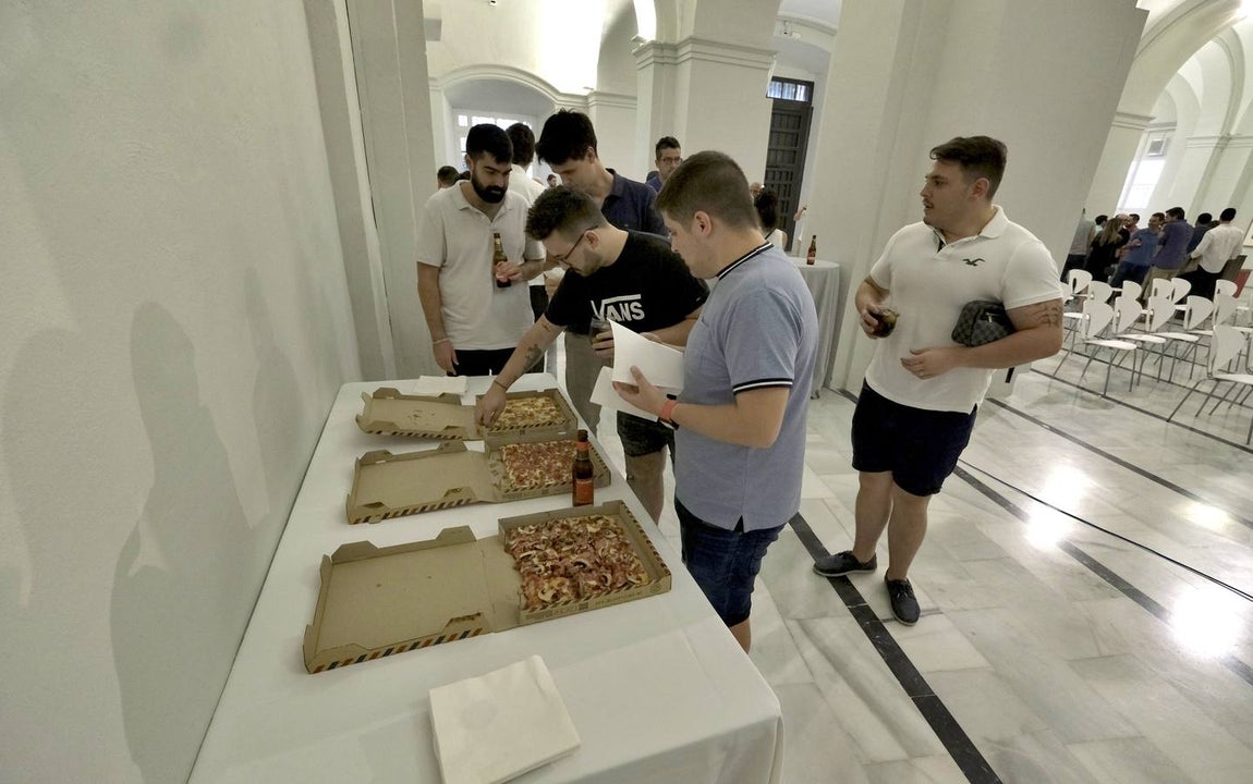 Encuentro con José Castro, presidente del Sevilla FC, en imágenes