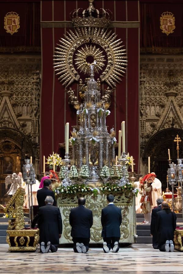 En imágenes, la Eucaristía del Corpus Christi en la Catedral de Sevilla