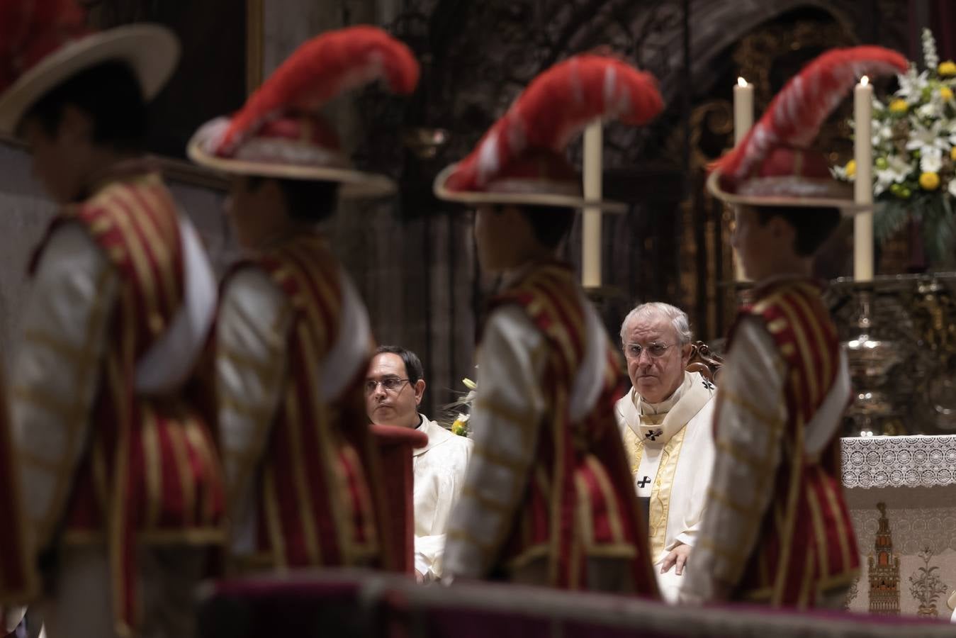 En imágenes, la Eucaristía del Corpus Christi en la Catedral de Sevilla