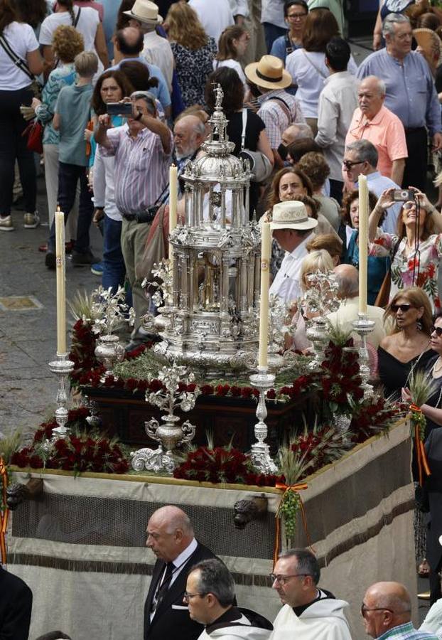 Las mejores imágenes de la procesión del Corpus Christi de Sevilla (I)