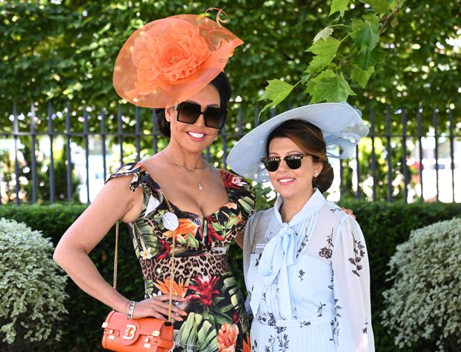 Ascot 2022. Redondos y ladeados.