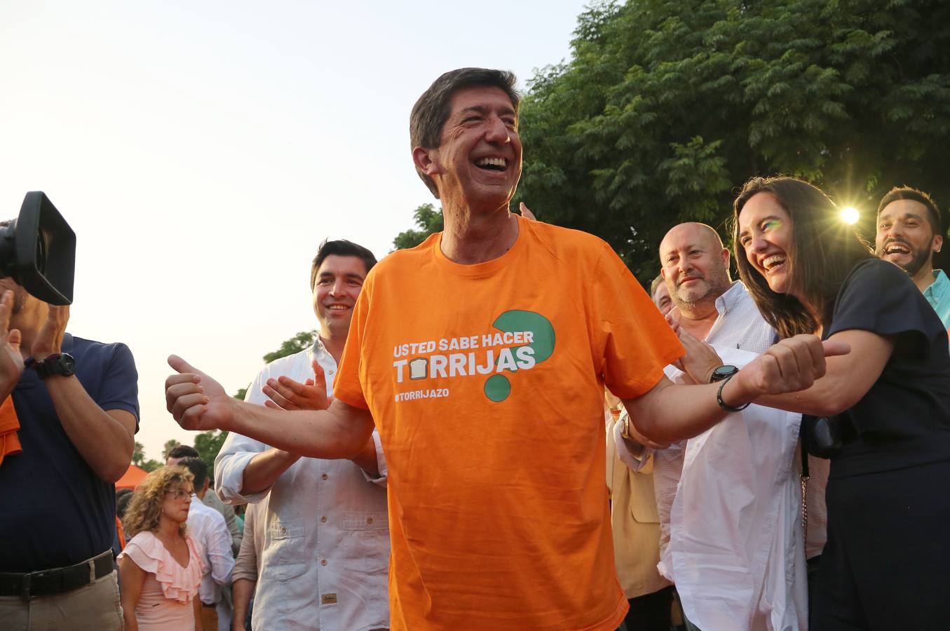 Juan Marín, el candidato de Ciudadanos, contó con el apoyo de Inés Arrimadas. ROCÍO RUZ