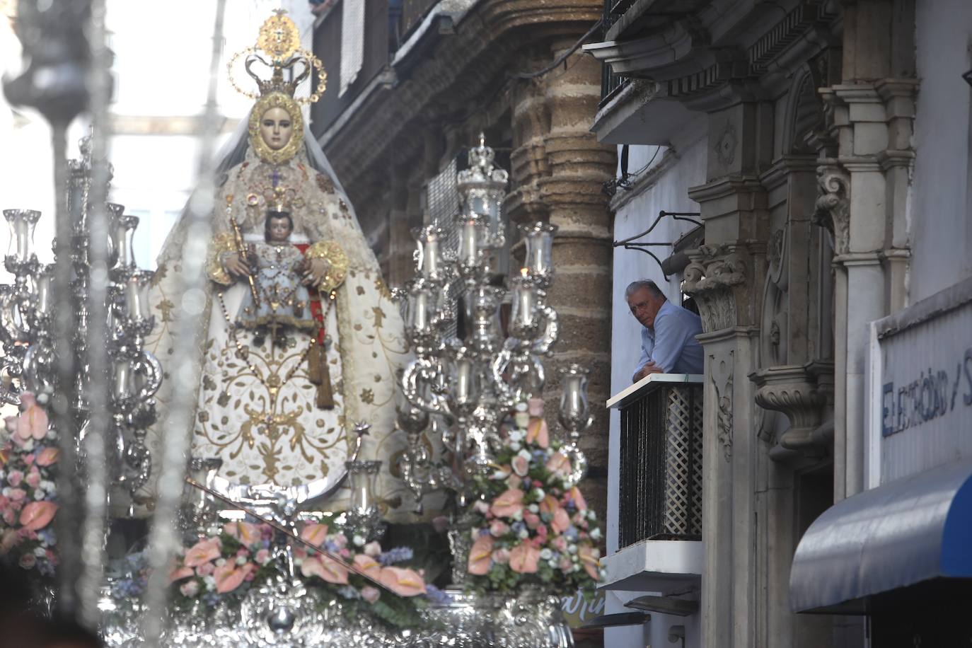 Traslado de la Patrona de Cádiz a la Catedral