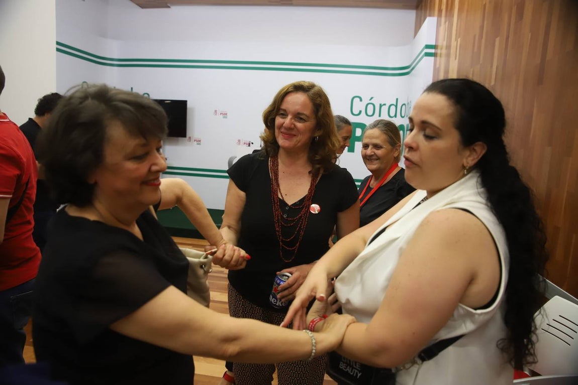 La dura derrota del PSOE de Córdoba en las autonómicas, en imágenes