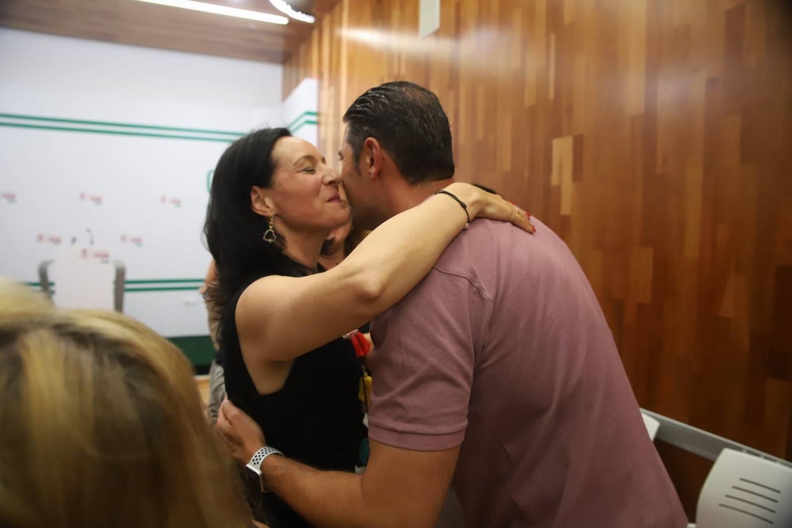 La dura derrota del PSOE de Córdoba en las autonómicas, en imágenes