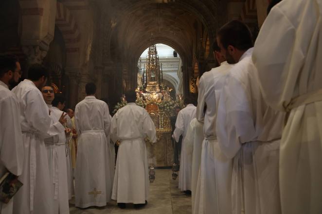 La procesión del Corpus Christi en Córdoba, en imágenes