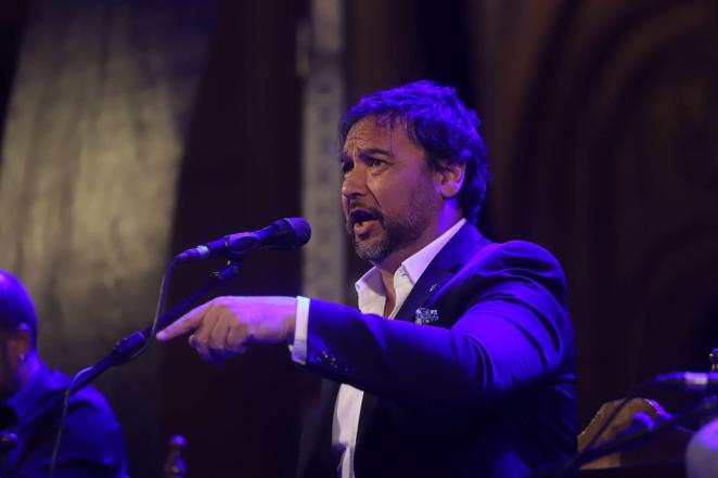 La Noche Blanca del Flamenco desde el Alcázar al Zoco y San Agustín, en imágenes