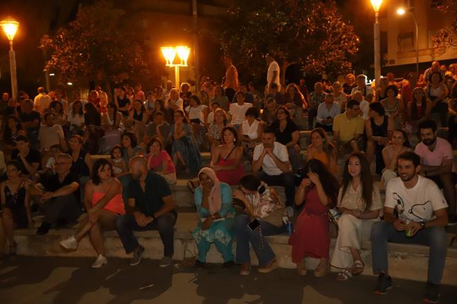 La Noche Blanca del Flamenco desde el Alcázar al Zoco y San Agustín, en imágenes